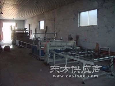 塑料板材設(shè)備 彤鑫晟塑機(jī) 塑料板材設(shè)備廠家圖片