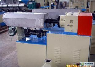 宜興市官林鎮(zhèn)45型優(yōu)質(zhì)變頻控制小型PVC塑料擠出機_機械及行業(yè)設(shè)備_世界工廠網(wǎng)中國產(chǎn)品信息庫